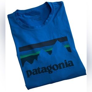 Patagonia Men's Blue Capilene Short Sleeve Crew Neck Shirt - Size Medium